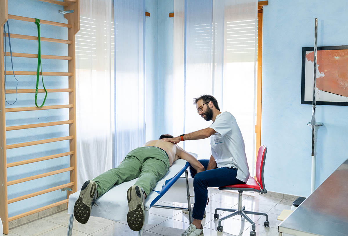 Trattamento di fisioterapia al Centro Chirurgico